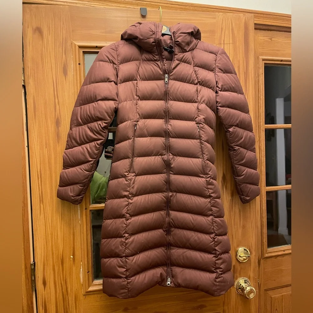 Patagonia Downtown Down Parka Jacket - Picture 1 of 13